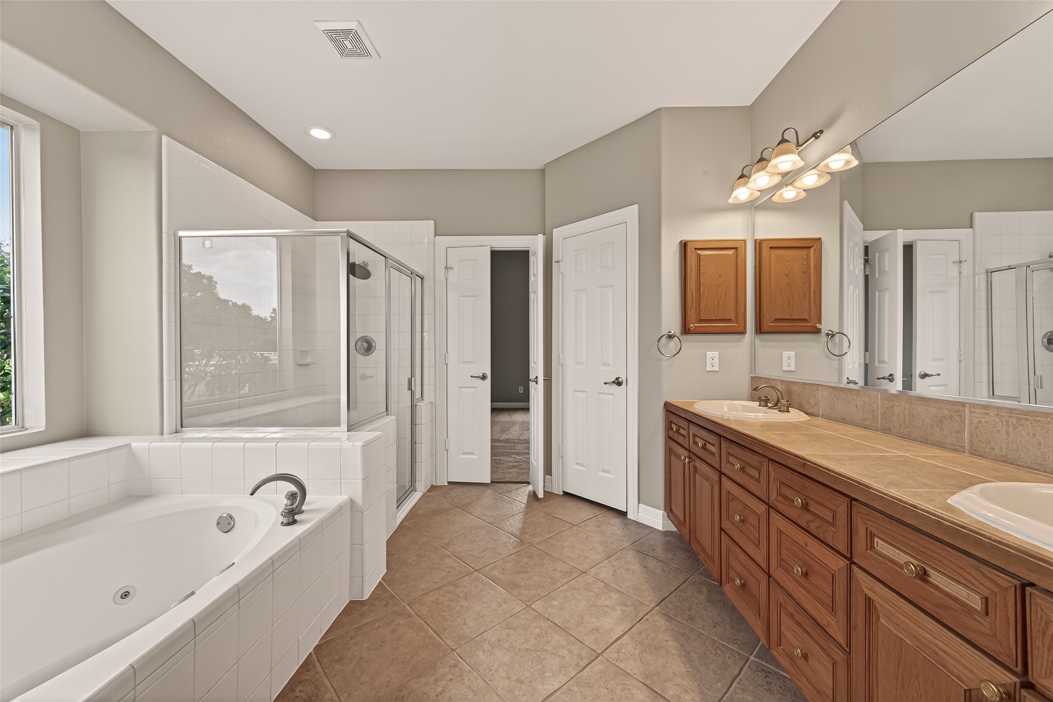 1118 Indian Ridge Rosharon, TX 77583 - Photo 19 of 26