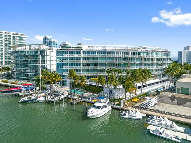 $4,000 | 6580 Indian Creek Drive, Unit 304, Miami Beach, FL 33141