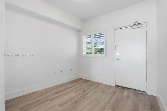 $4,000 | 6580 Indian Creek Drive, Unit 304, Miami Beach, FL 33141