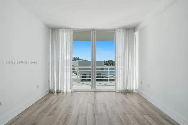 $4,000 | 6580 Indian Creek Drive, Unit 304, Miami Beach, FL 33141