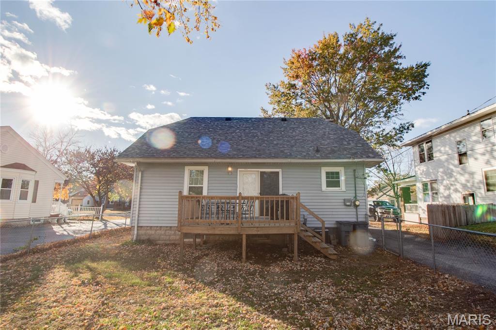 469 Tipton Avenue Wood River, IL 62095 - Photo 31 of 36