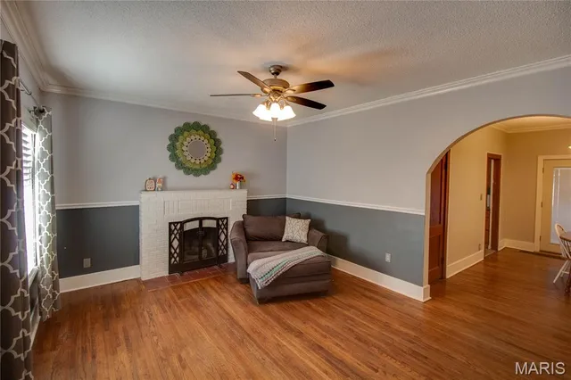 $130,000 | 469 Tipton Avenue, Wood River, IL 62095