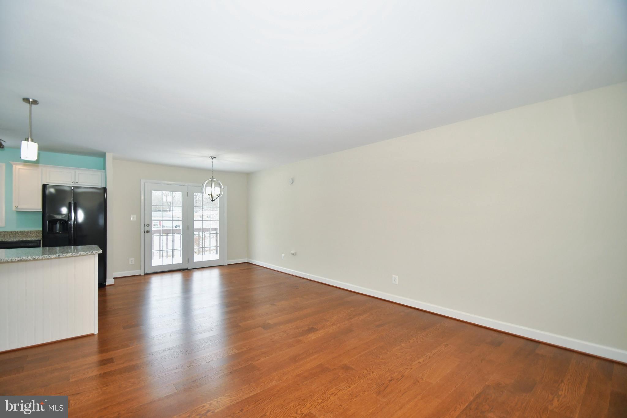 211 Chell Road Joppa, MD 21085 - Photo 4 of 38 Access deck from dining room atrium door.