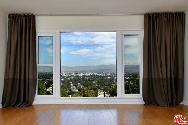 $5,995 | 3682 Berry Drive, Studio City, CA 91604