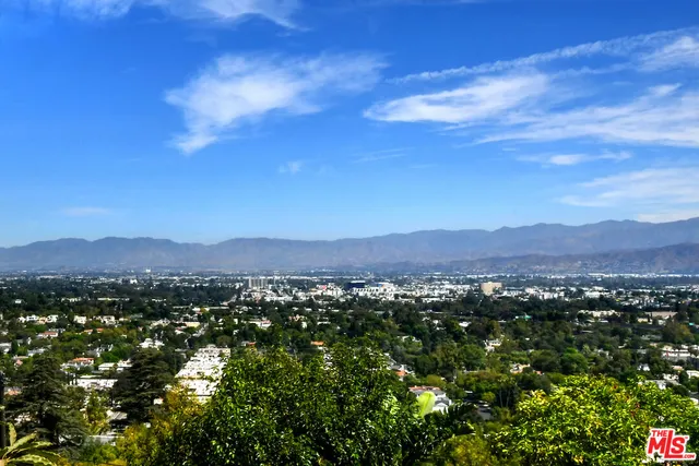 $5,995 | 3682 Berry Drive, Studio City, CA 91604