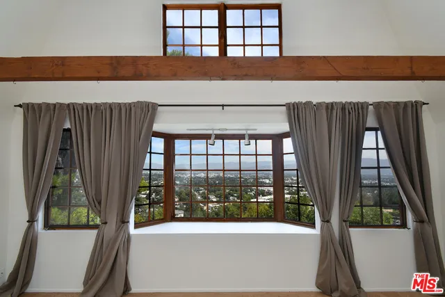 $5,995 | 3682 Berry Drive, Studio City, CA 91604