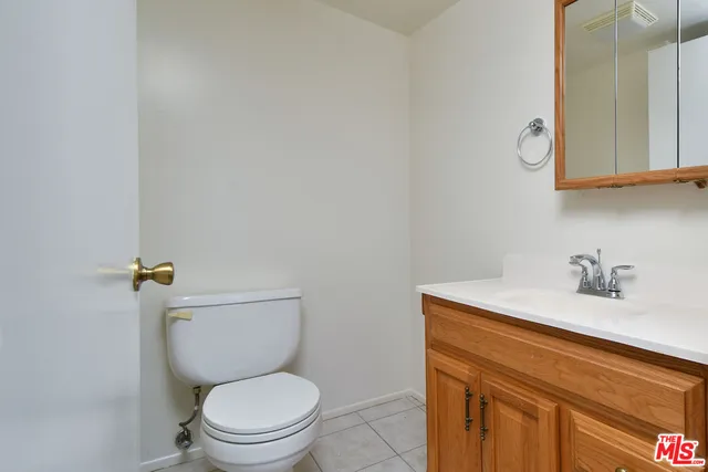 $5,995 | 3682 Berry Drive, Studio City, CA 91604