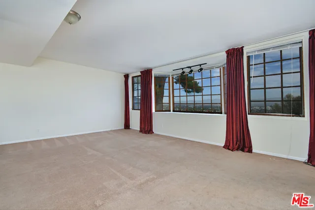 $5,995 | 3682 Berry Drive, Studio City, CA 91604