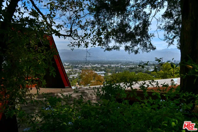 $5,995 | 3682 Berry Drive, Studio City, CA 91604