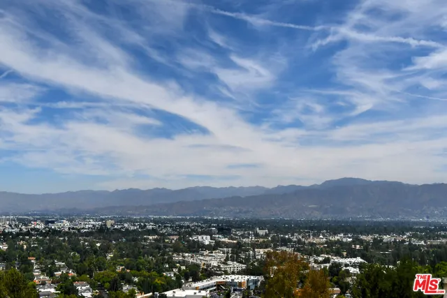 $5,995 | 3682 Berry Drive, Studio City, CA 91604