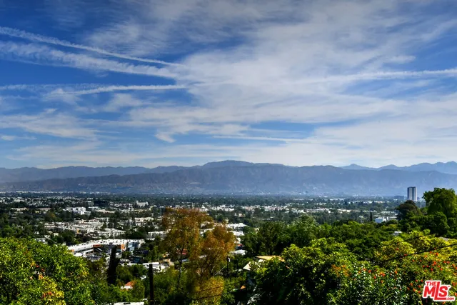 $5,995 | 3682 Berry Drive, Studio City, CA 91604