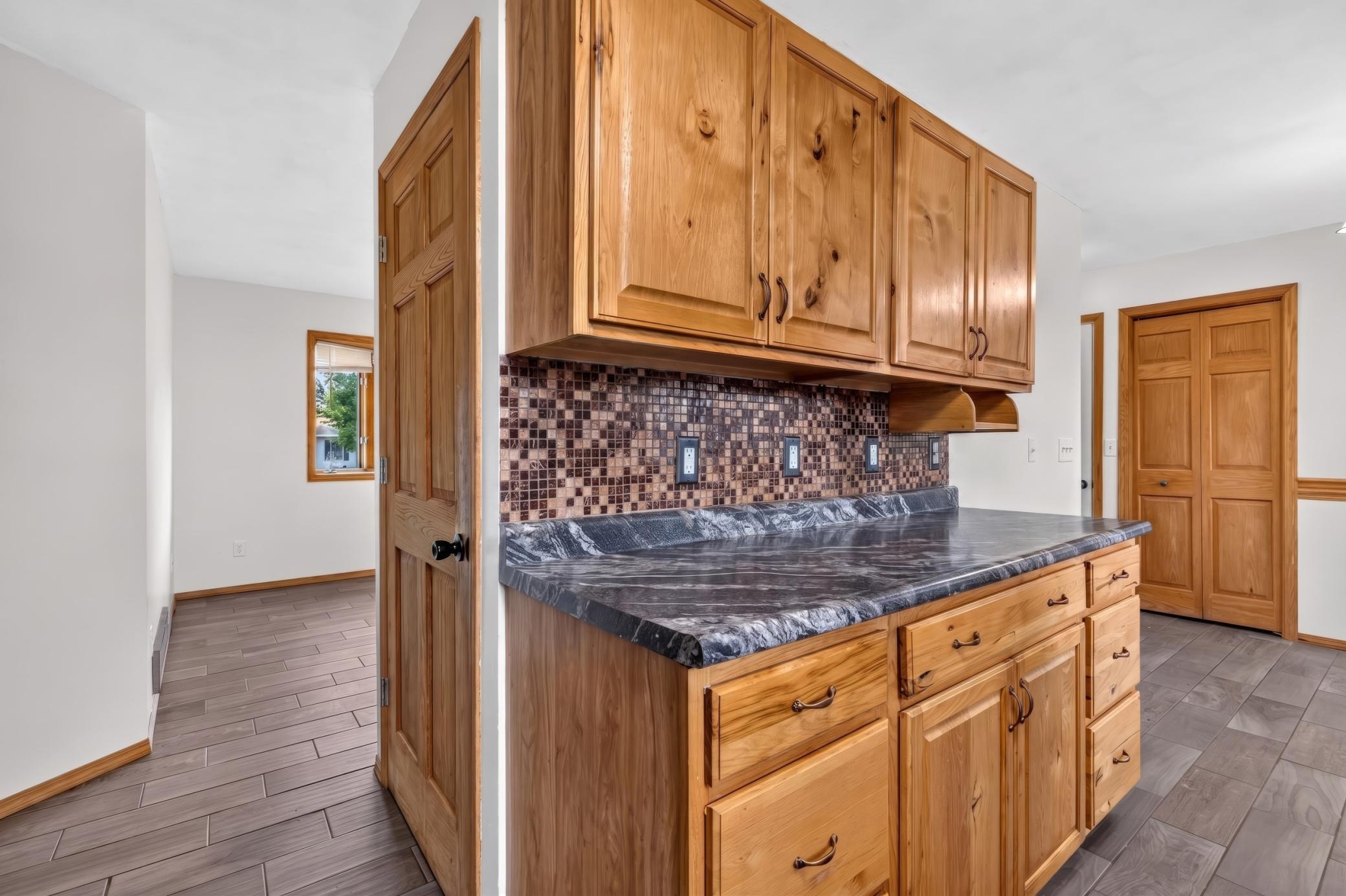 515 9th Street Southwest Braham, MN 55006 - Photo 8 of 28 Gallery Image 8