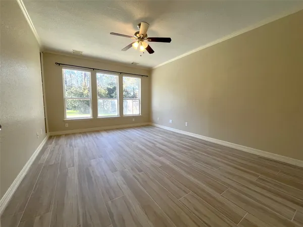 $4,500 | 66 Fulshear Court, The Woodlands, TX 77382