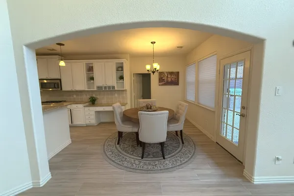 $4,500 | 66 Fulshear Court, The Woodlands, TX 77382