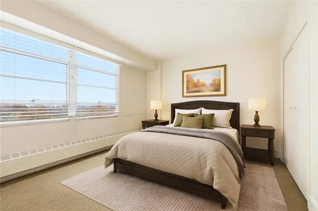 $159,000 | 333 West Meyer Boulevard, Unit 1104, Kansas City, MO 64113