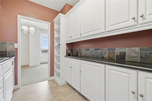 $159,000 | 333 West Meyer Boulevard, Unit 1104, Kansas City, MO 64113