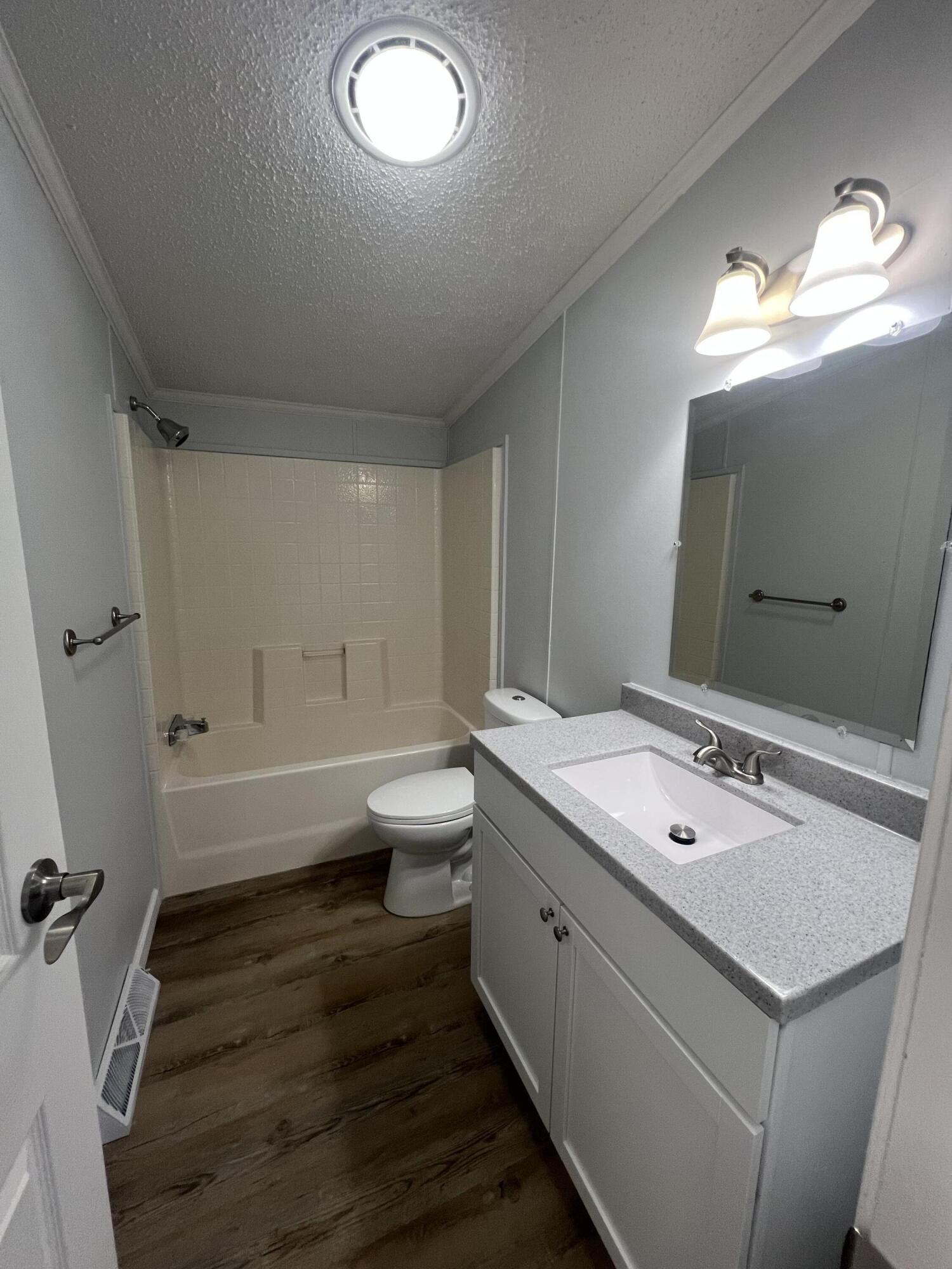 201 West Hatmaker Road Coldwater, MI 49036 - Photo 16 of 20 IMG_5686