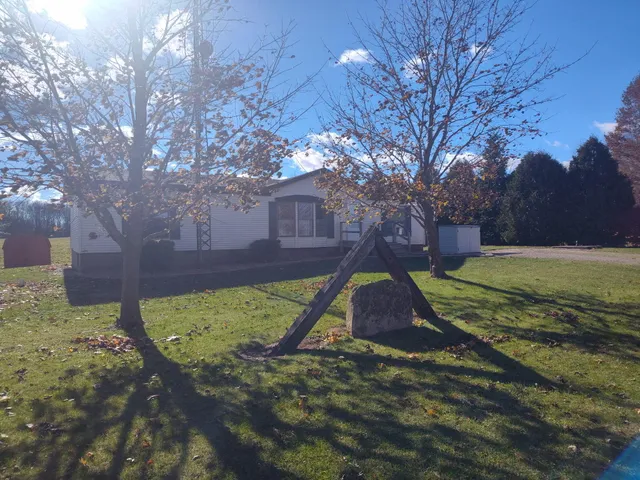 $189,000 | 201 West Hatmaker Road, Coldwater, MI 49036