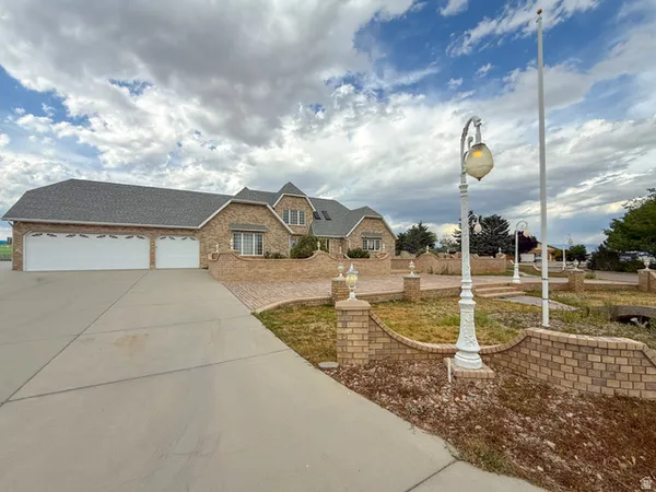 $675,000 | 1402 Shepherd Drive, Wellington, UT 84542