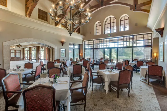 $825,000 | 11 Bunnelle Way, The Woodlands, TX 77382