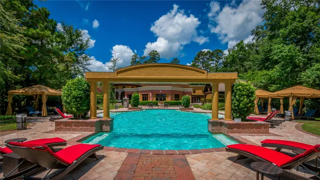 $825,000 | 11 Bunnelle Way, The Woodlands, TX 77382