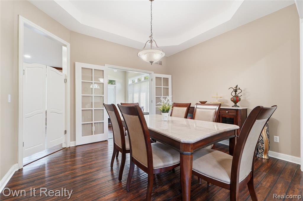 48280 Gladstone Road Canton, MI 48188 - Photo 11 of 59 Gallery Image 11