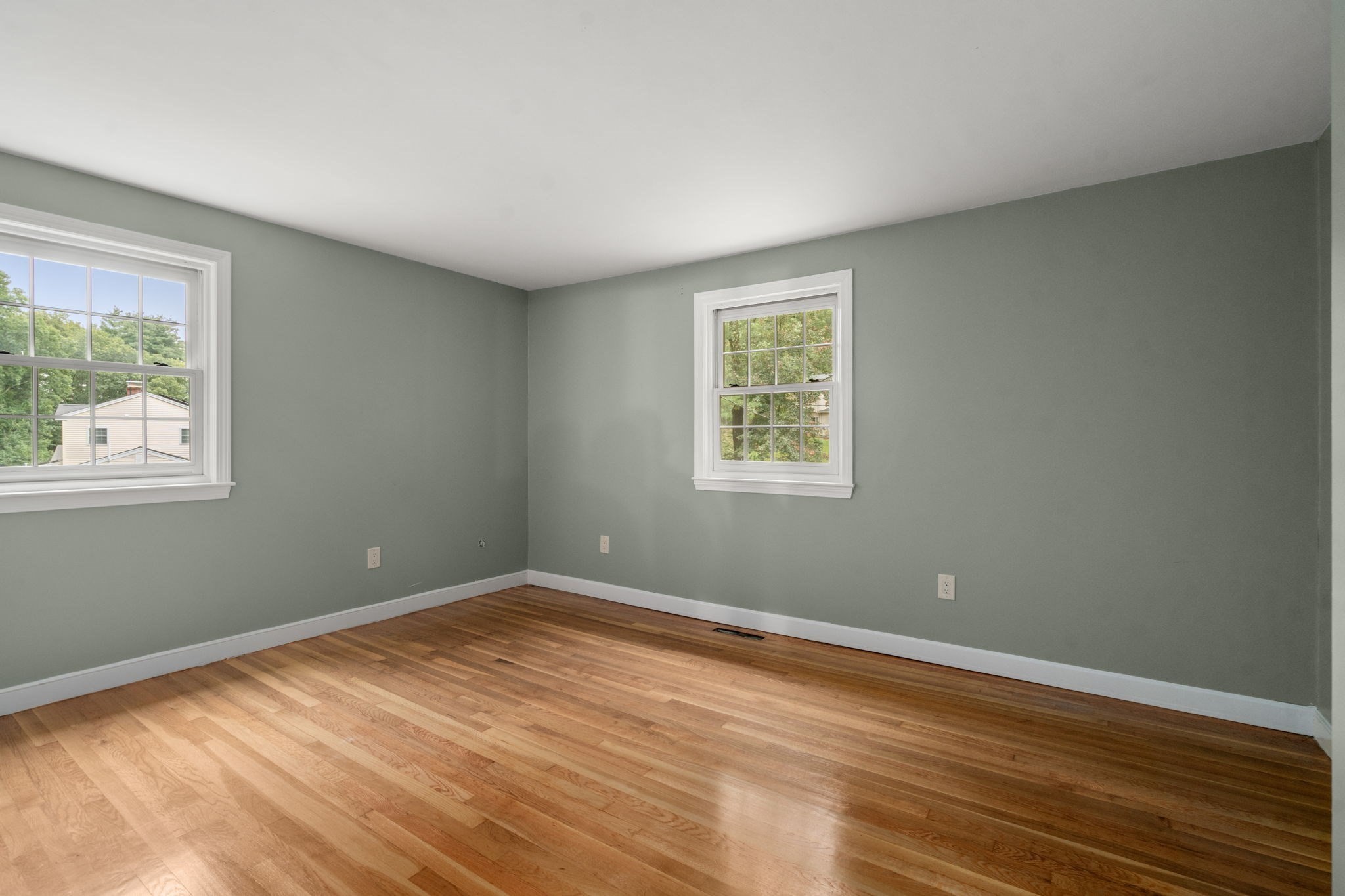 11 Summit Road Southborough, MA 01772 - Photo 19 of 41 Gallery Image 19