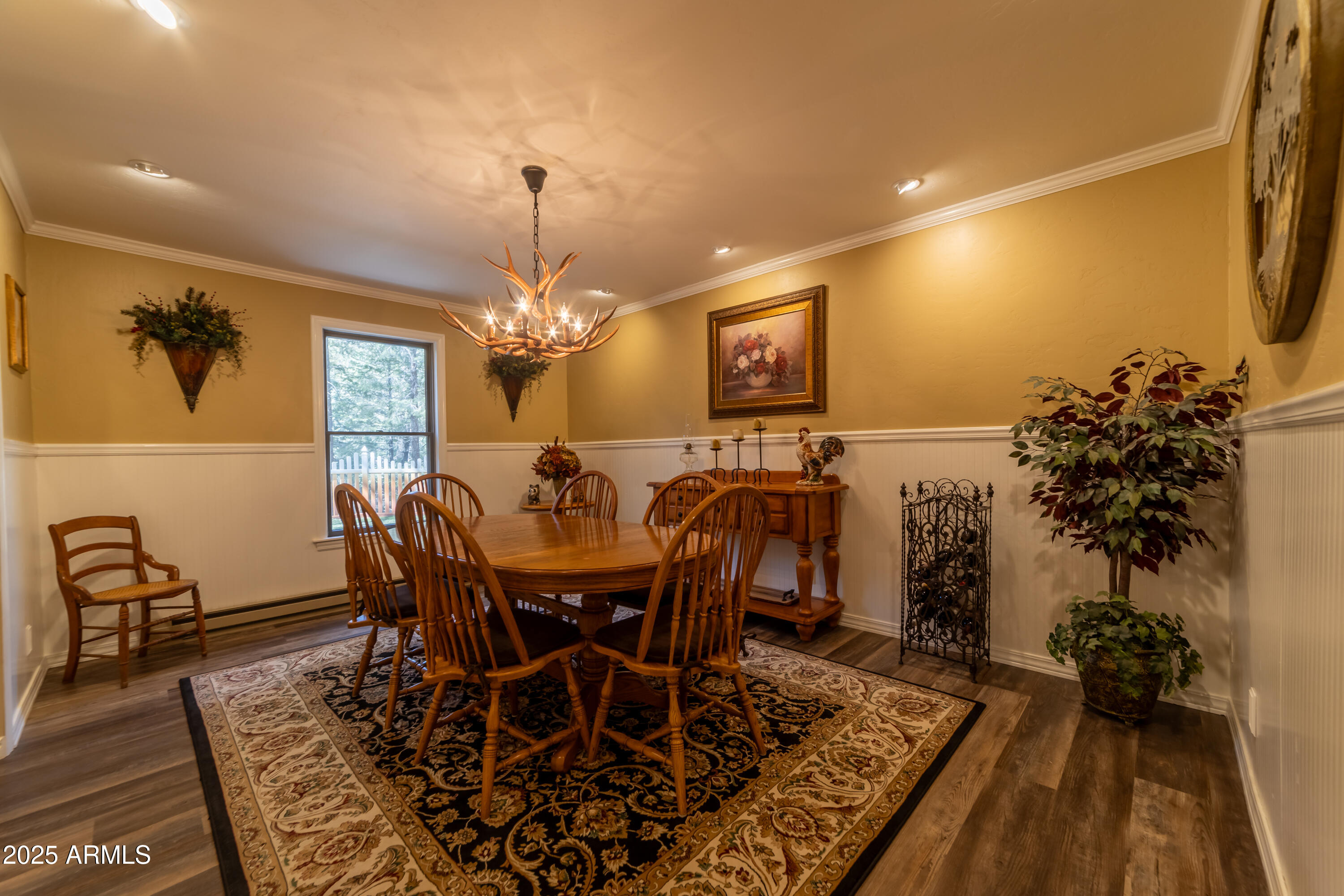 3929 East Sheldon Road Prescott, AZ 86303 - Photo 8 of 36 a view of a dining room with furniture