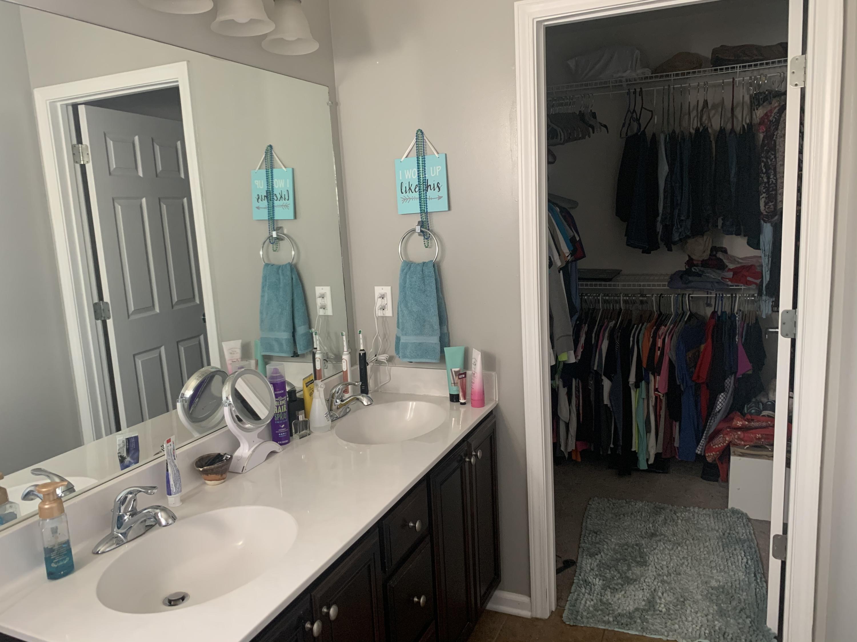 662 Suffolk Road Johnson City, TN 37615 - Photo 22 of 32 Master Bath2