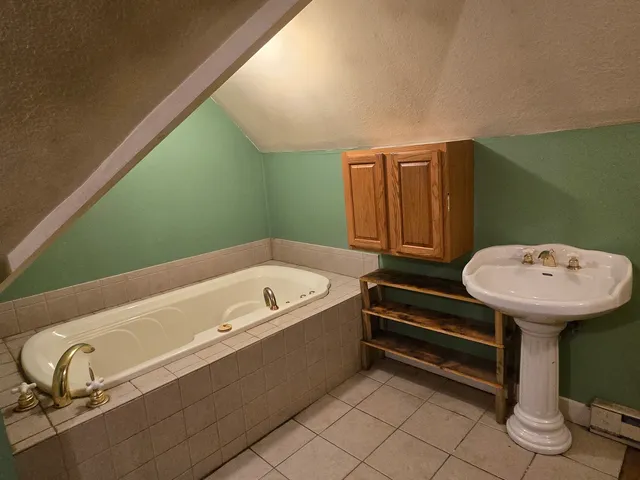 $155,000 | 3309 North 1030 East, Farmer City, IL 61842