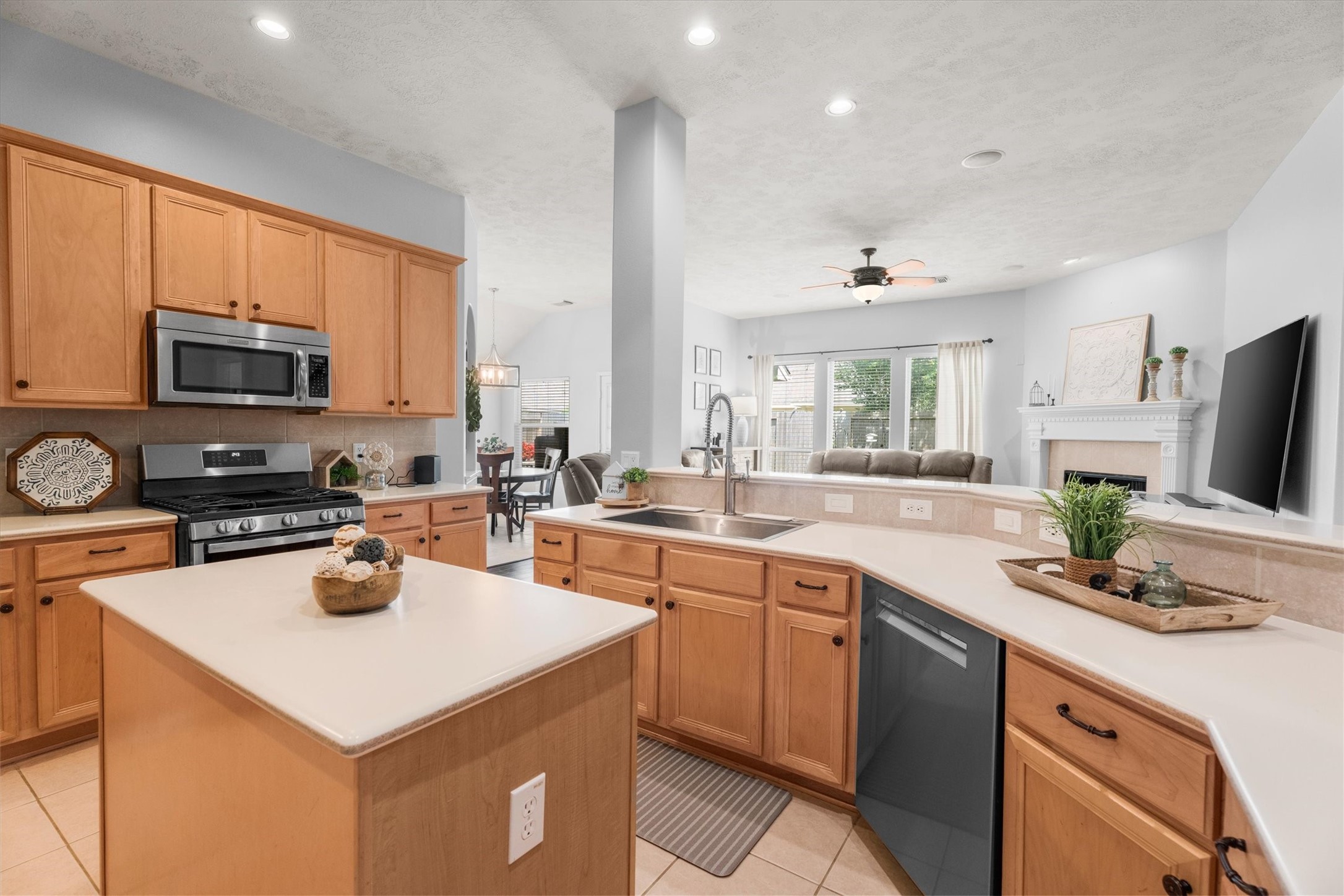 18502 Cascade Timbers Lane Tomball, TX 77377 - Photo 11 of 43 Designed as the heart of the home, this spacious kitchen features plenty of cabinet storage, updated appliances, and an easy flow that keeps everyone connected.