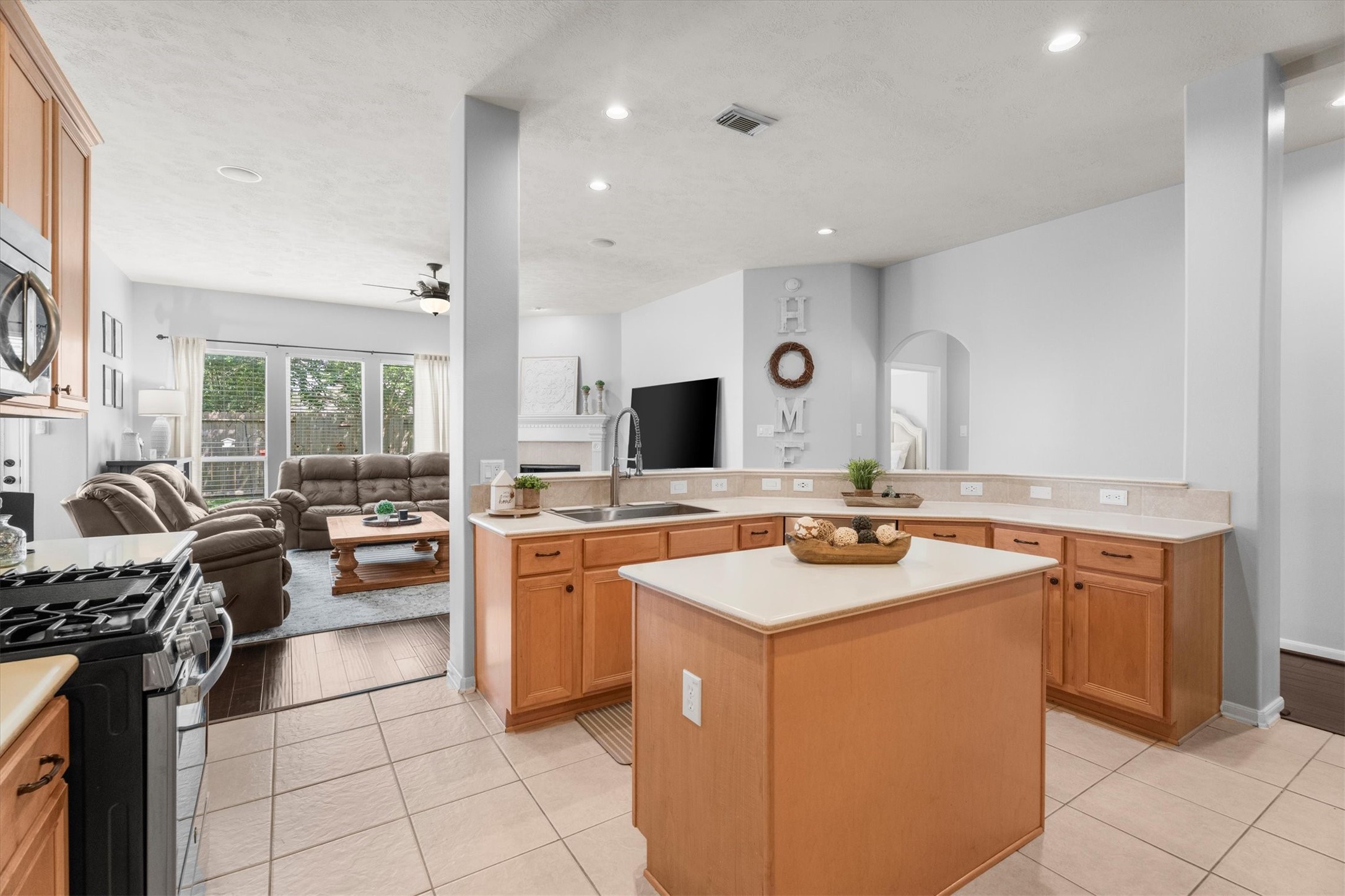 18502 Cascade Timbers Lane Tomball, TX 77377 - Photo 13 of 43 The generous layout provides plenty of space for multiple cooks, making it as functional as it is inviting.