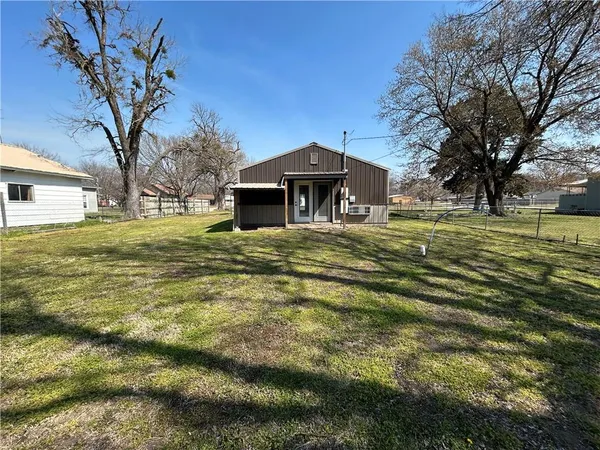 $64,900 | 609 North Wood Street, Caney, KS 67333