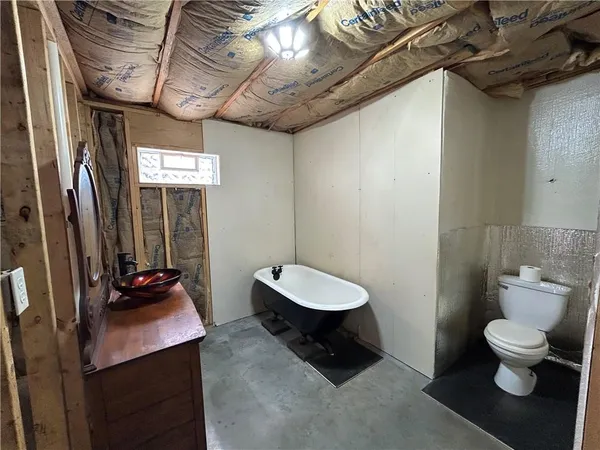 $64,900 | 609 North Wood Street, Caney, KS 67333