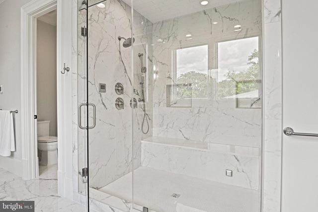 $4,350,540 | 6503 Halls Farm Lane, McLean, VA 22101