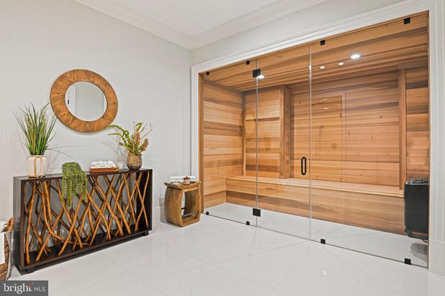 $4,350,540 | 6503 Halls Farm Lane, McLean, VA 22101