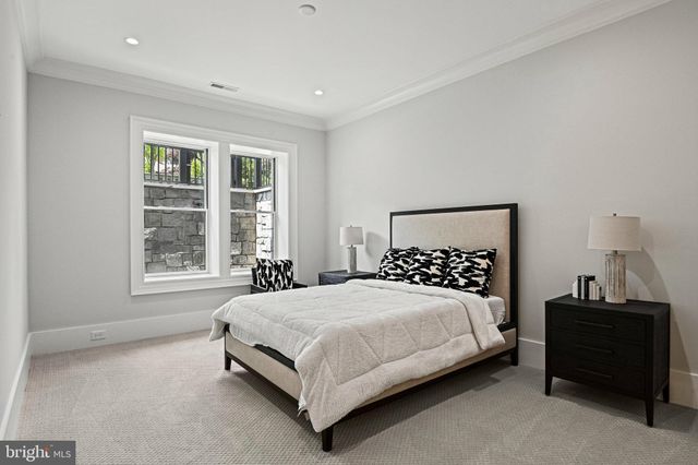 $4,350,540 | 6503 Halls Farm Lane, McLean, VA 22101