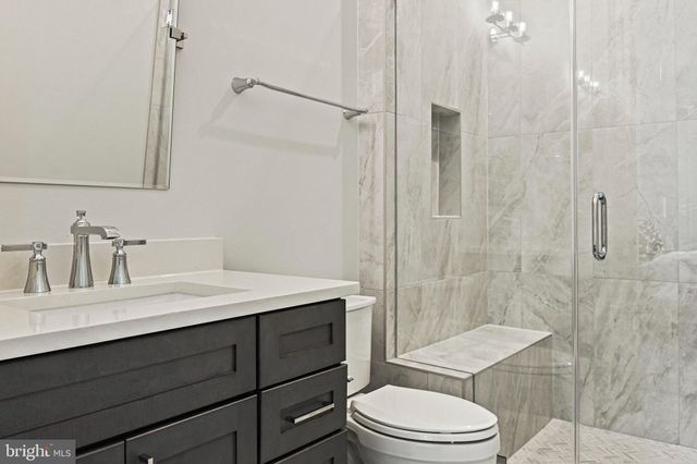 $4,350,540 | 6503 Halls Farm Lane, McLean, VA 22101