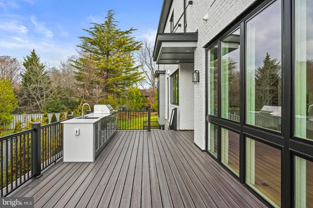 $4,350,540 | 6503 Halls Farm Lane, McLean, VA 22101