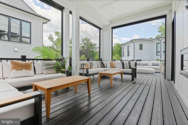 $4,350,540 | 6503 Halls Farm Lane, McLean, VA 22101