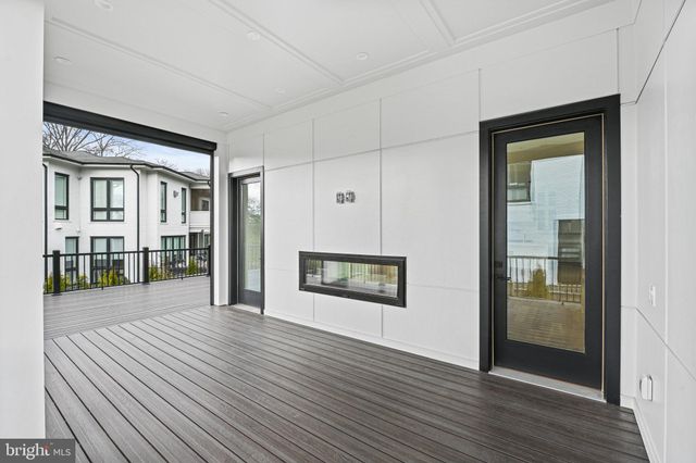 $4,350,540 | 6503 Halls Farm Lane, McLean, VA 22101