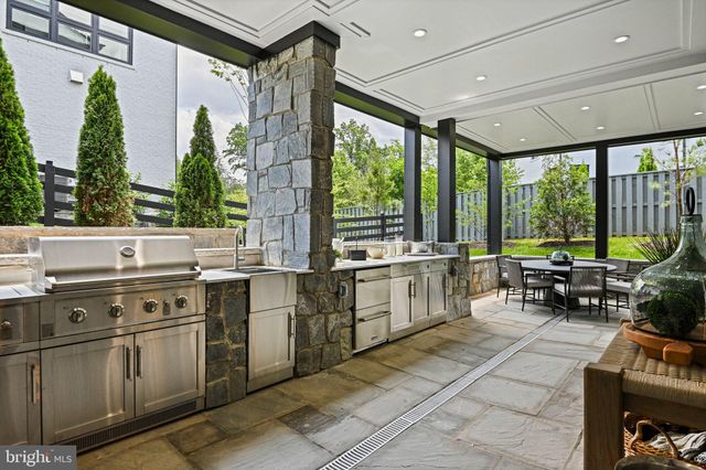 $4,350,540 | 6503 Halls Farm Lane, McLean, VA 22101