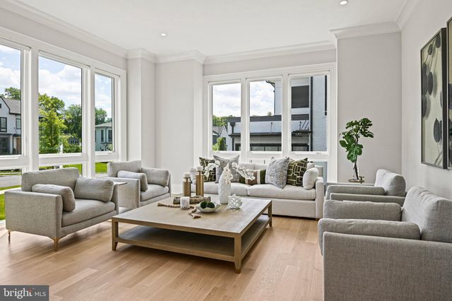 $4,350,540 | 6503 Halls Farm Lane, McLean, VA 22101