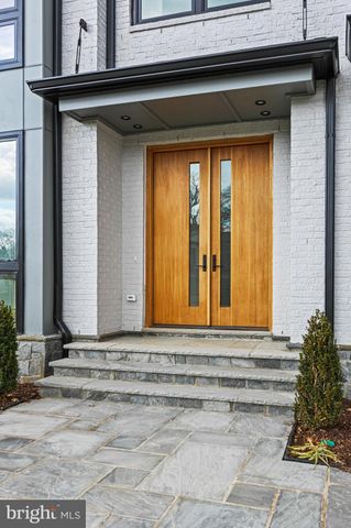 $4,350,540 | 6503 Halls Farm Lane, McLean, VA 22101