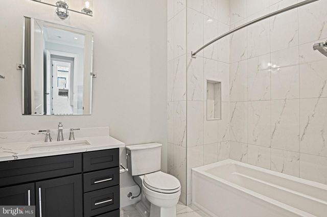 $4,350,540 | 6503 Halls Farm Lane, McLean, VA 22101