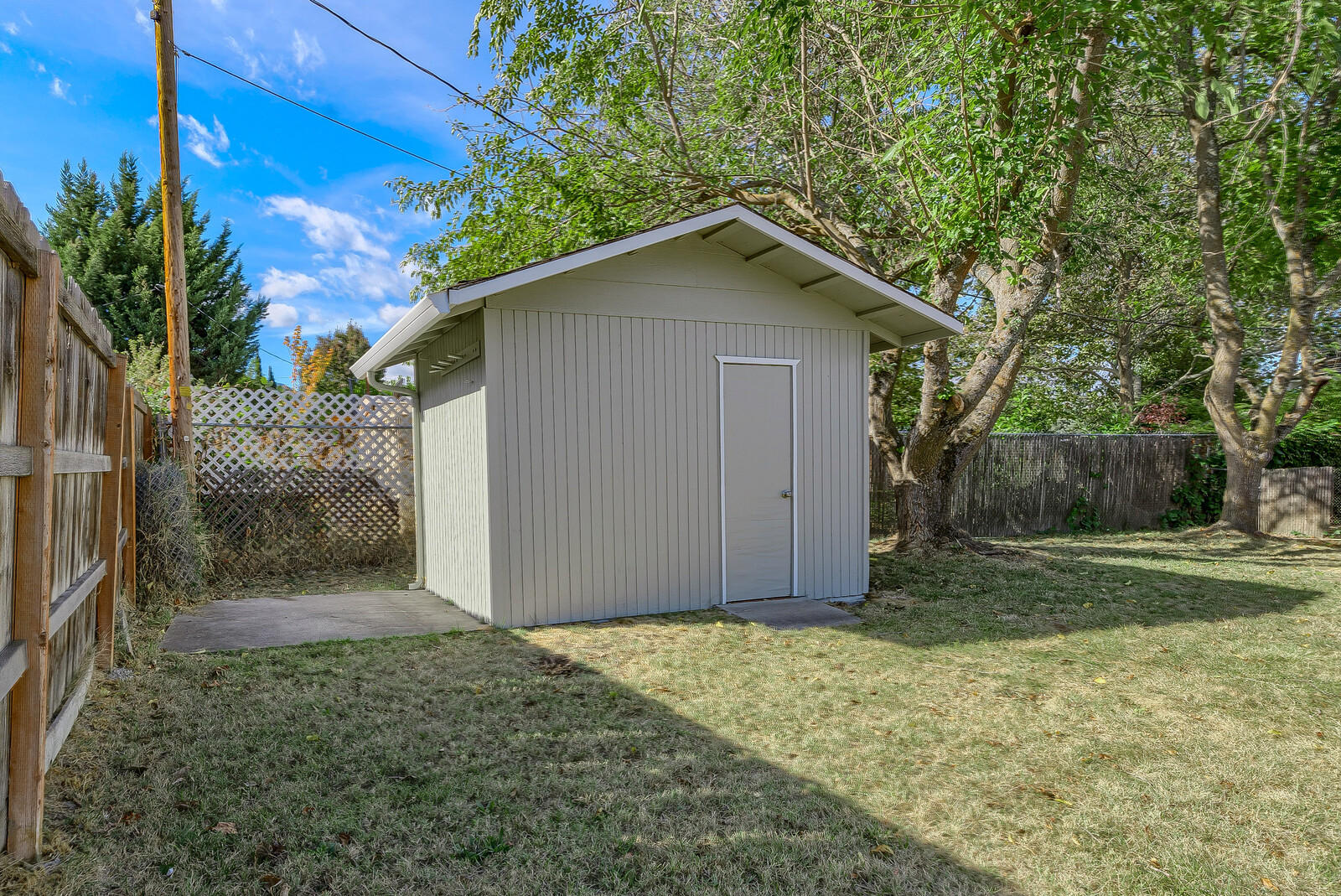 478 David Way Talent, OR 97540 - Photo 13 of 44 14_DW_14_mls
