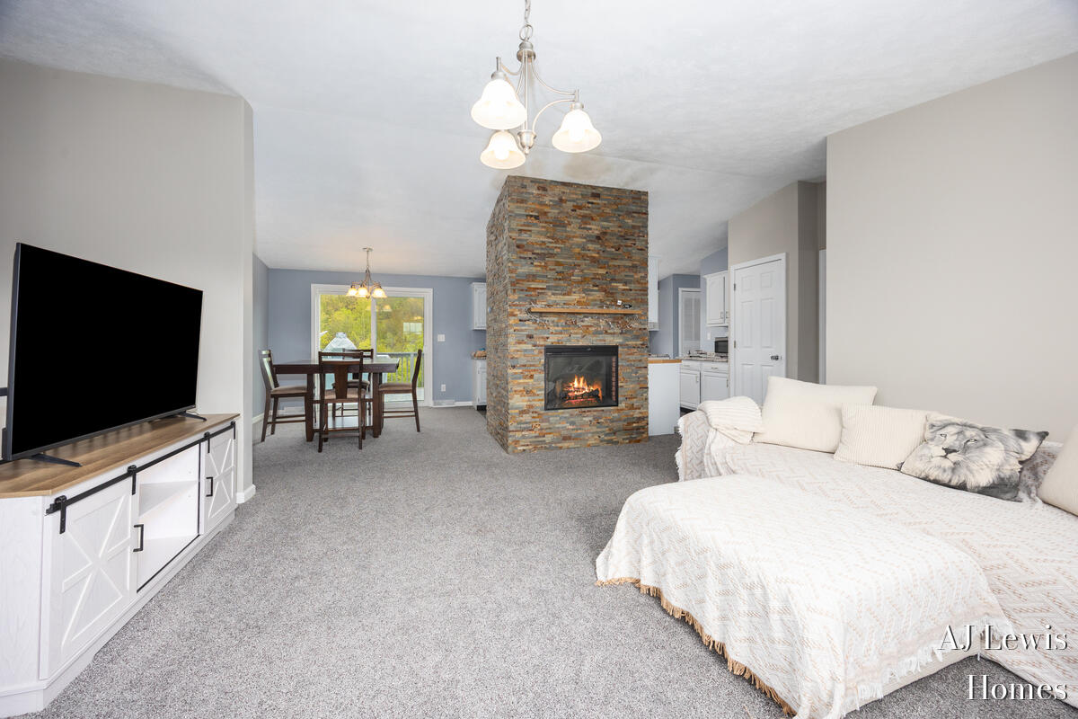 4810 Buehler Road Hastings, MI 49058 - Photo 4 of 25 Great room w/fireplace