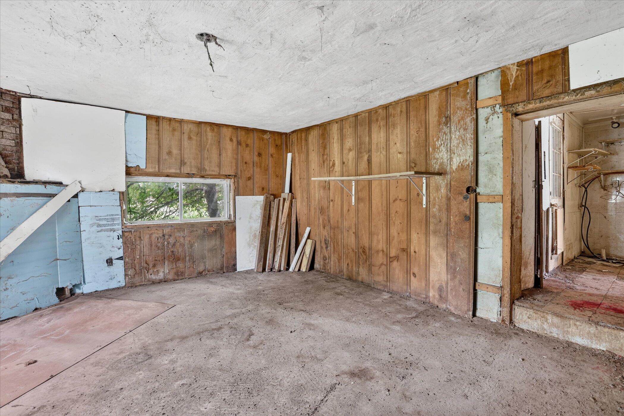2429 Huron Line Road Ubly, MI 48475 - Photo 24 of 29 24-2429-Huron-Line-Rd-WindowStill