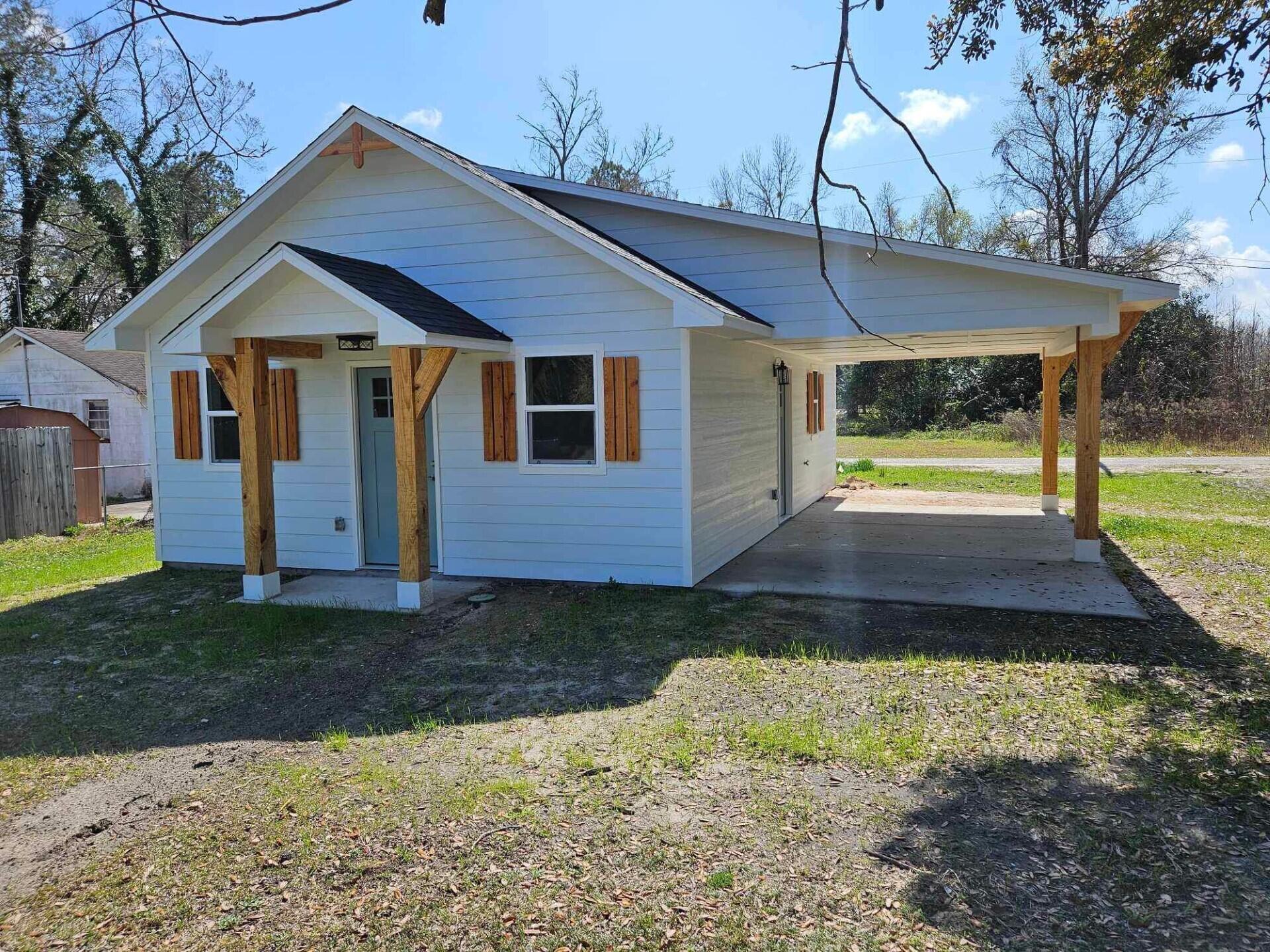 115 Roper Circle Moncks Corner, SC 29461 - Photo 1 of 16 Roper Circle_front view 2