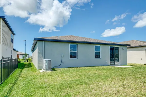 $2,500 | 10210 Daybreak Glen, Parrish, FL 34219